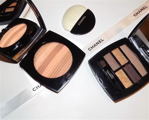 chanel maquillaje les beiges|Chanel Les Beiges deep eyeshadow.